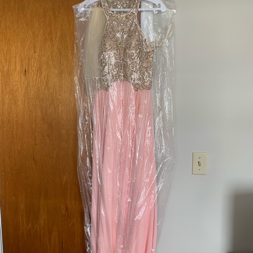 Prom Dress - Picture 2 of 6